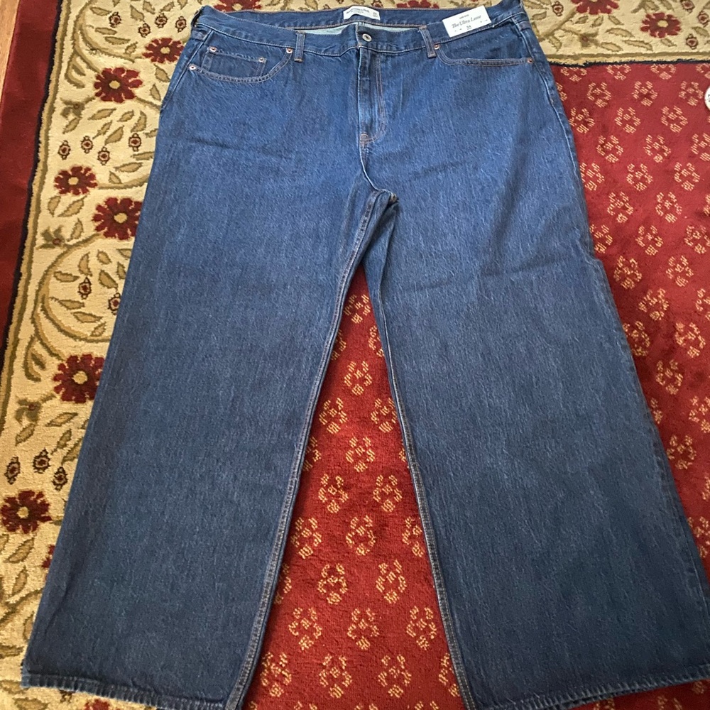 Ultra loose low rise jeans